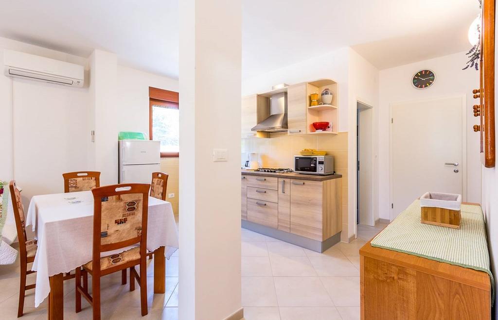 Apartment Racchi Banjole
