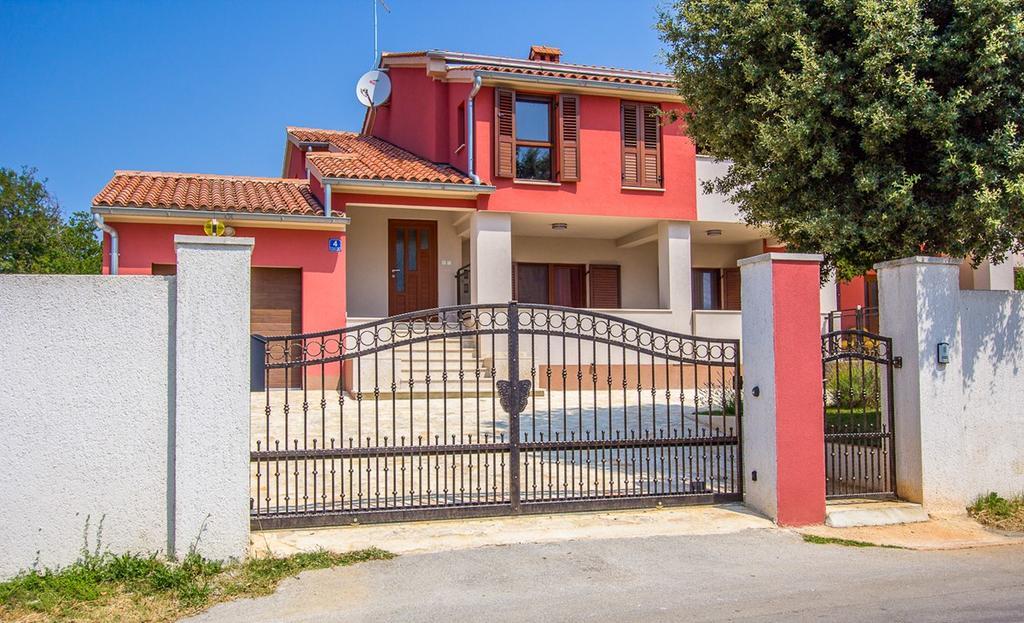 Apartment Racchi Banjole