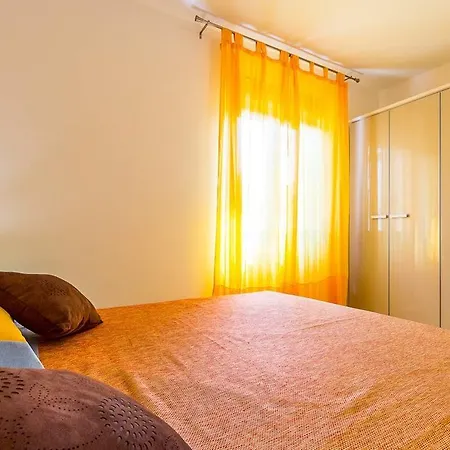 Apartments Racchi Banjole Exterior photo